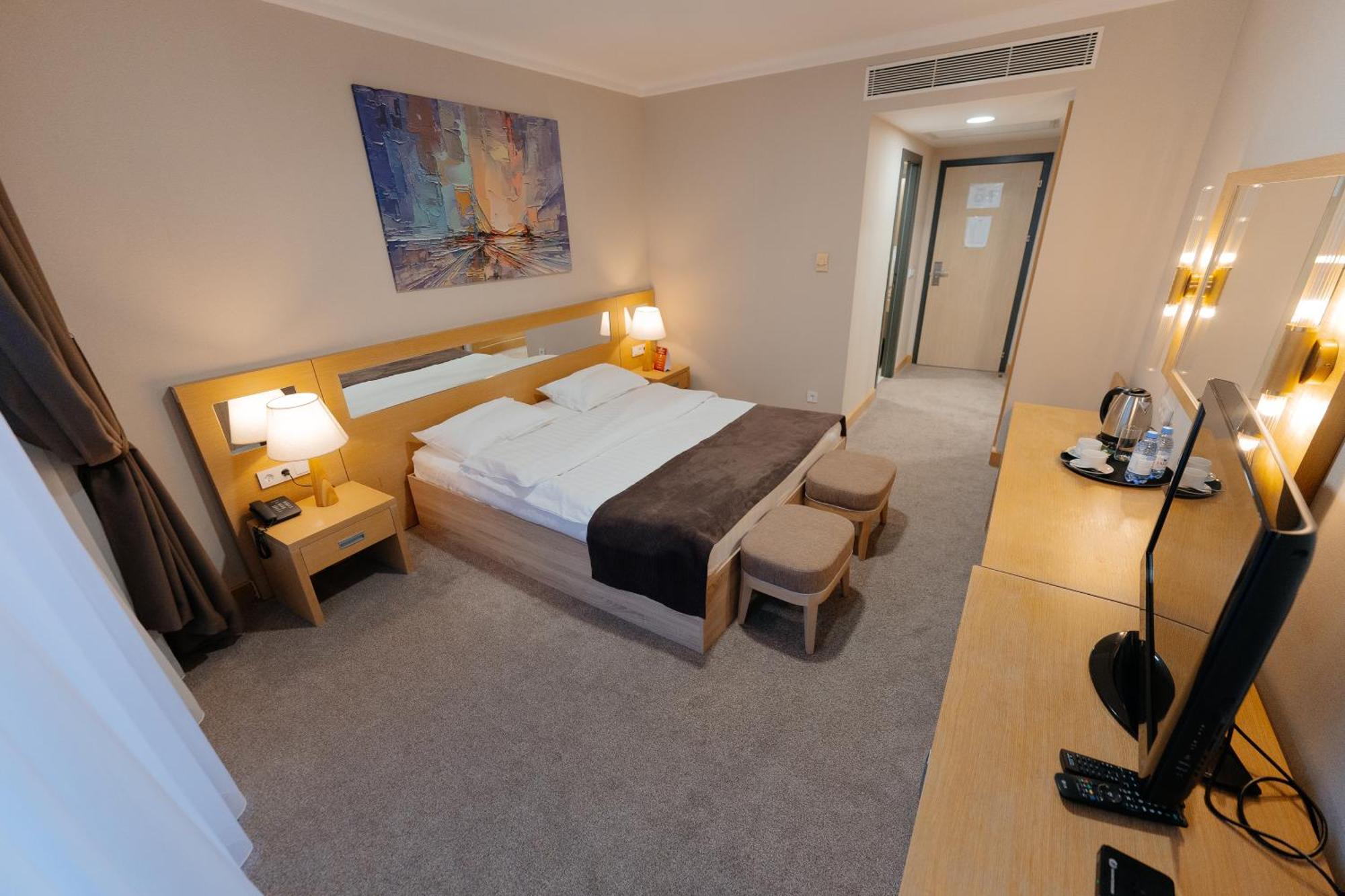 אסטנה Alau Hotel מראה חיצוני תמונה