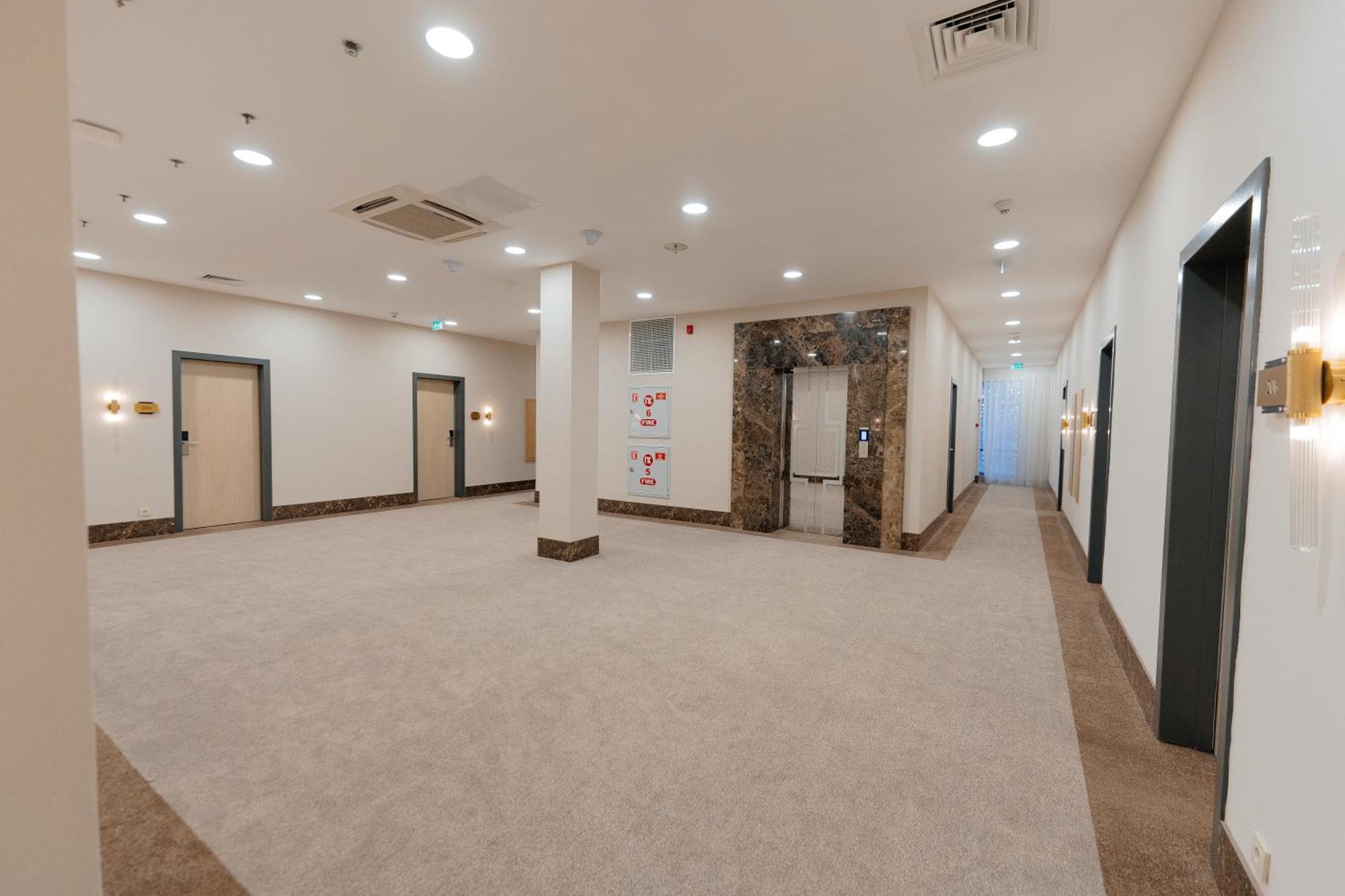 אסטנה Alau Hotel מראה חיצוני תמונה
