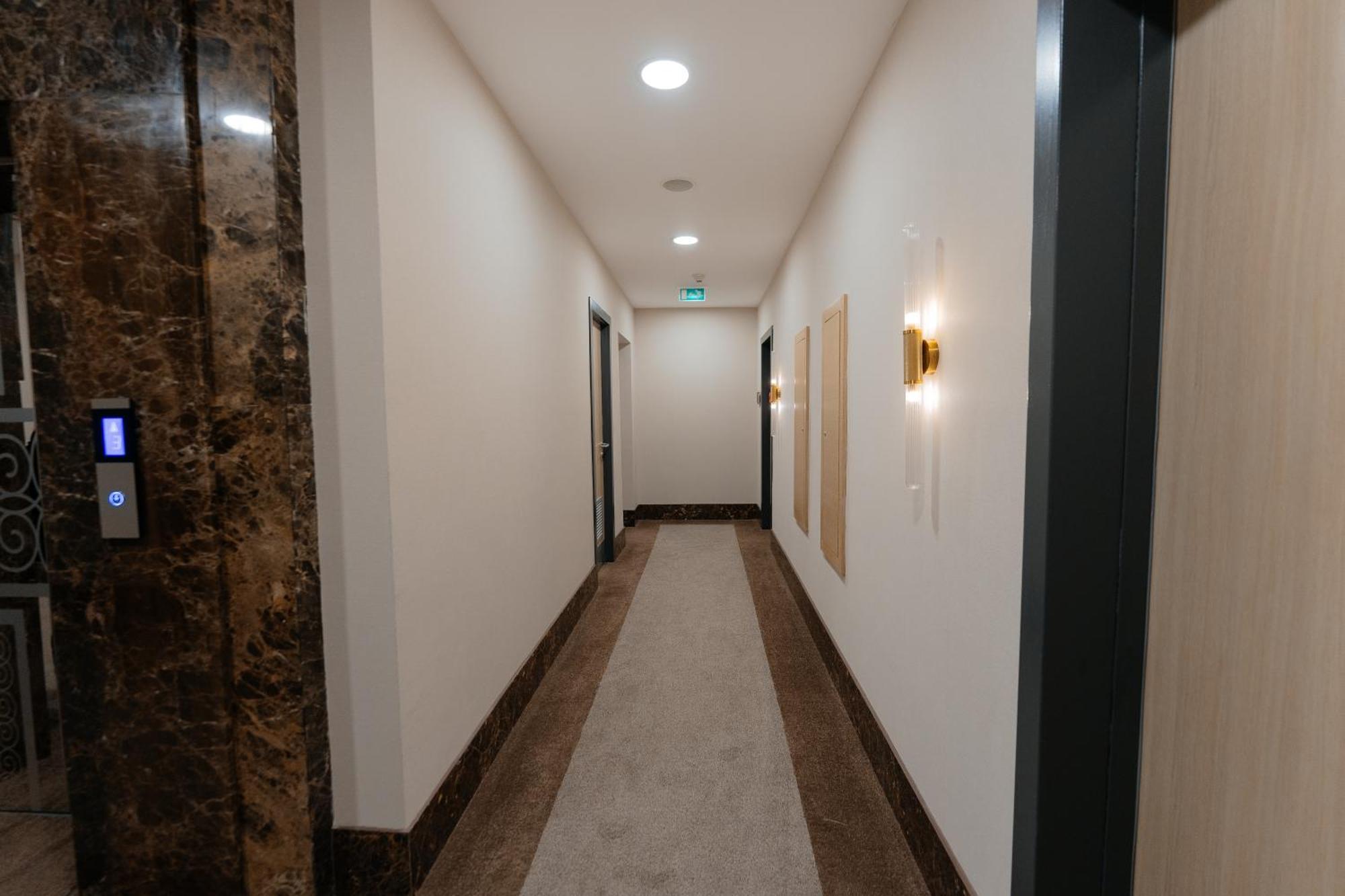 אסטנה Alau Hotel מראה חיצוני תמונה
