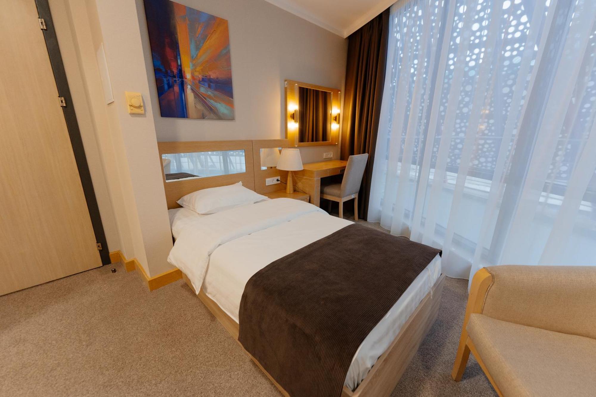 אסטנה Alau Hotel מראה חיצוני תמונה